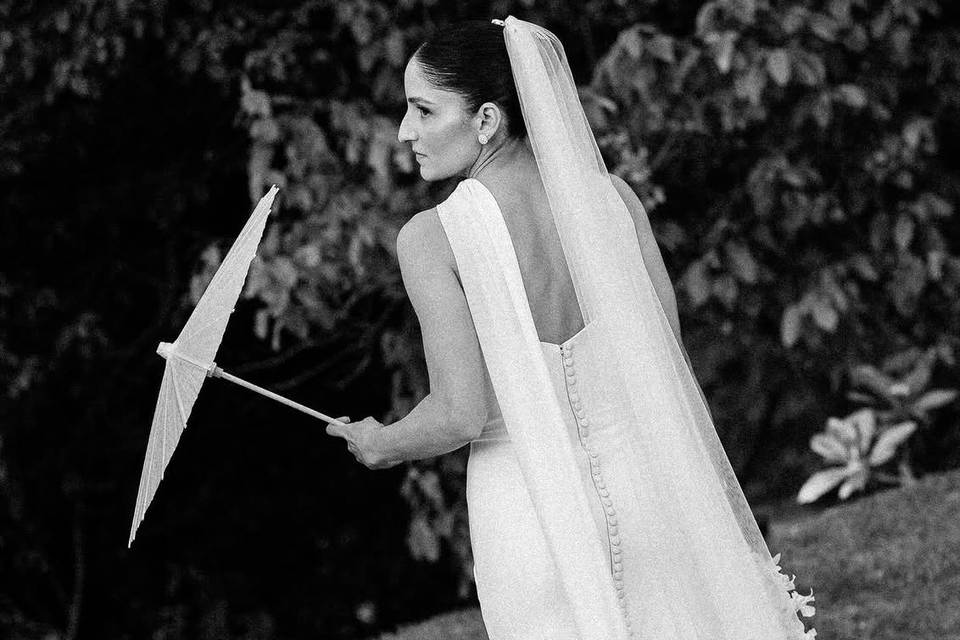 Vestido de noiva minimalista