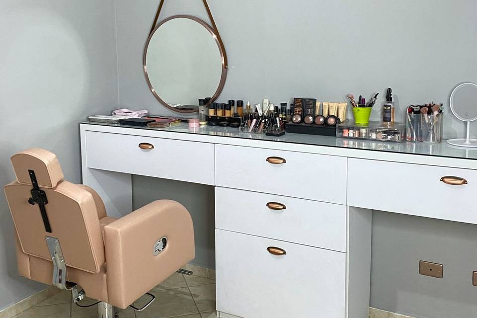 Juliana Benedetti Makeup e Beauty Care