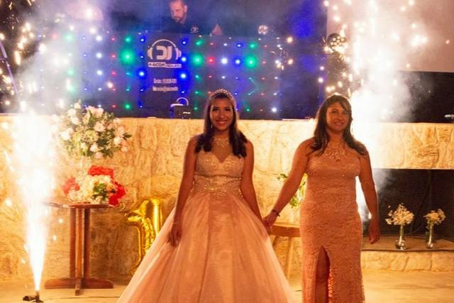 Debutante