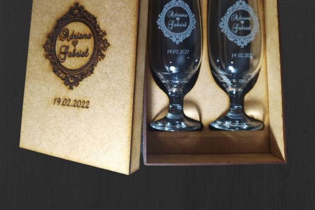 Caixa e taça personalizada
