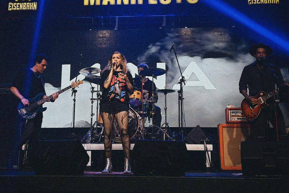 NINA no Manifesto
