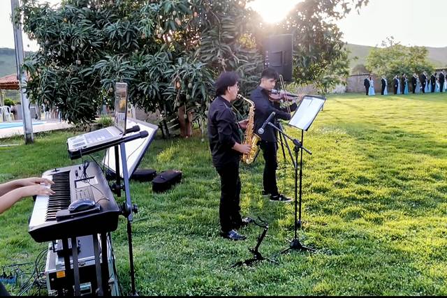 Piano + sax + violino