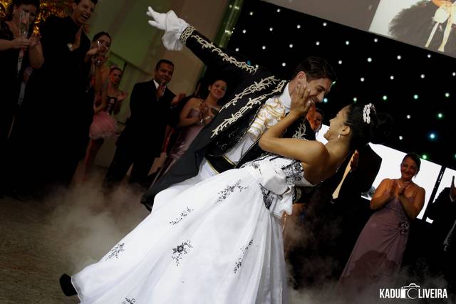 Debutante Duda