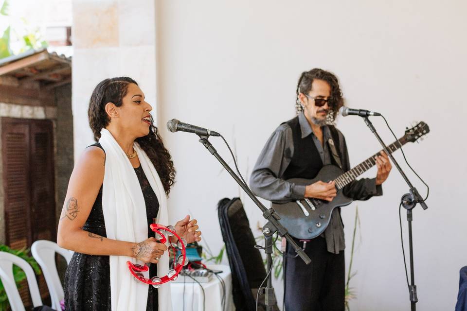 Iris e Santiago duo