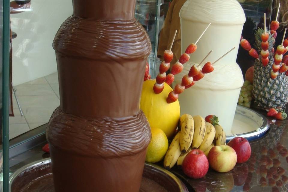 True Eventos - Cascata de Chocolate