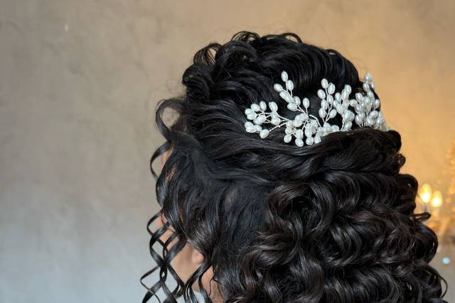 Penteado noiva cacheada