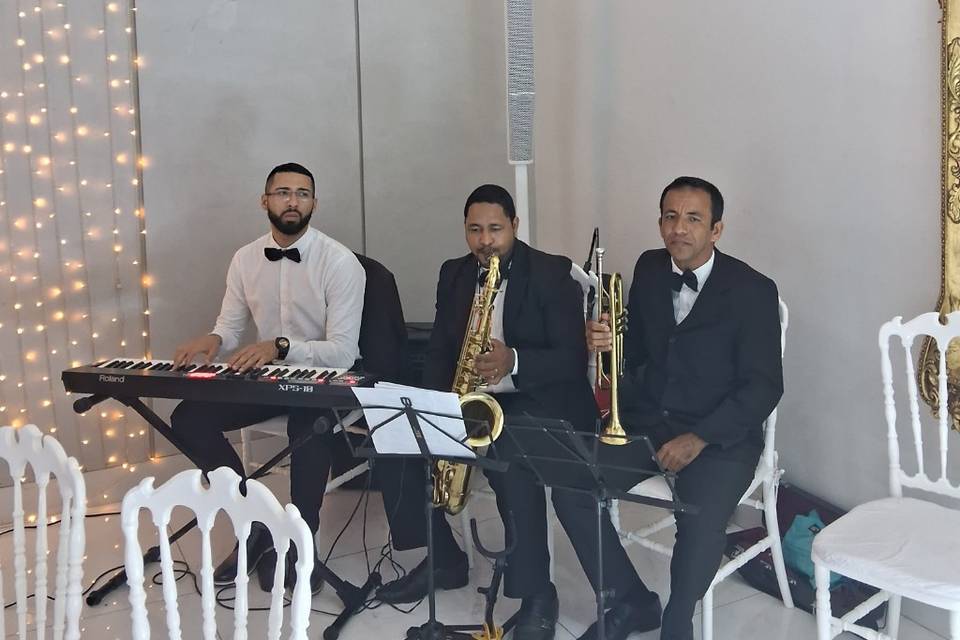 Trio Texlado, sax e trompete