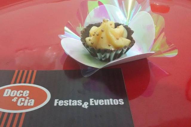 Mousse com chocolate