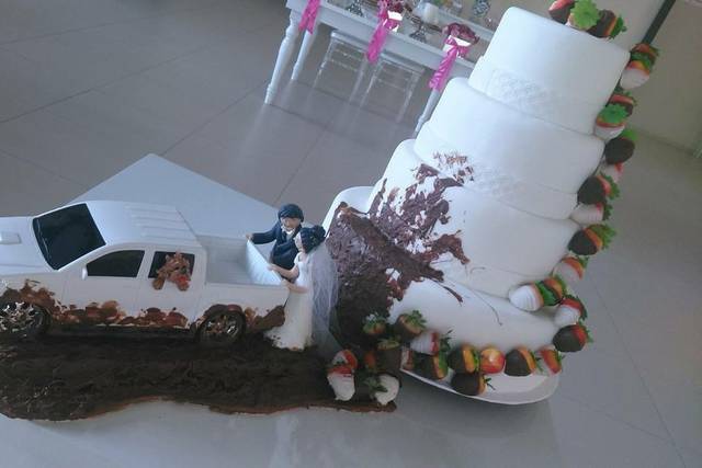 Marcia Helena Cake Design