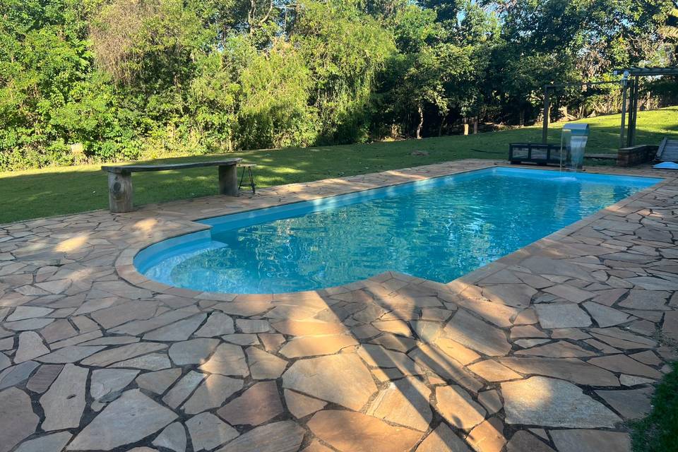 Linda piscina