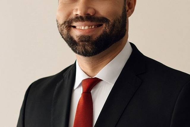 Celebrante Diego Santos