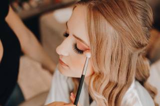 Nicole Pankratz Makeup