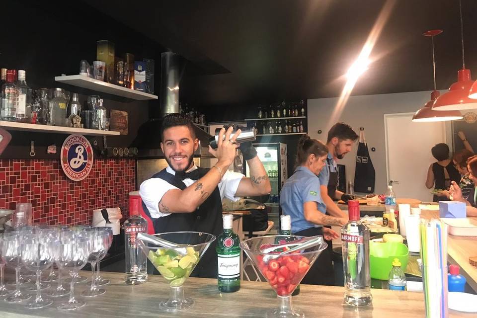 Nosso Bartender Iago