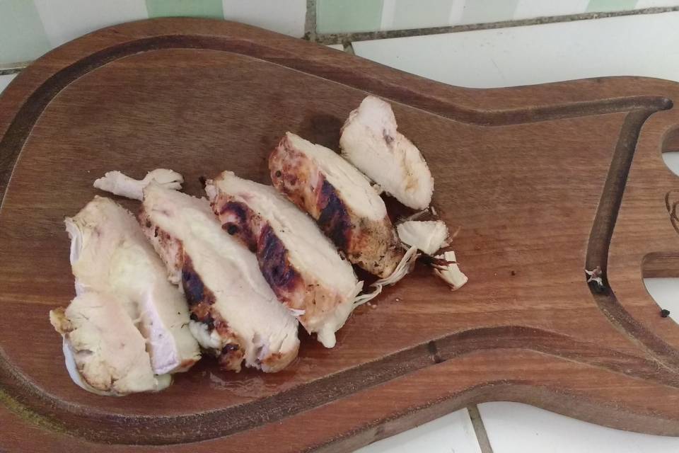 Filé de frango recheado