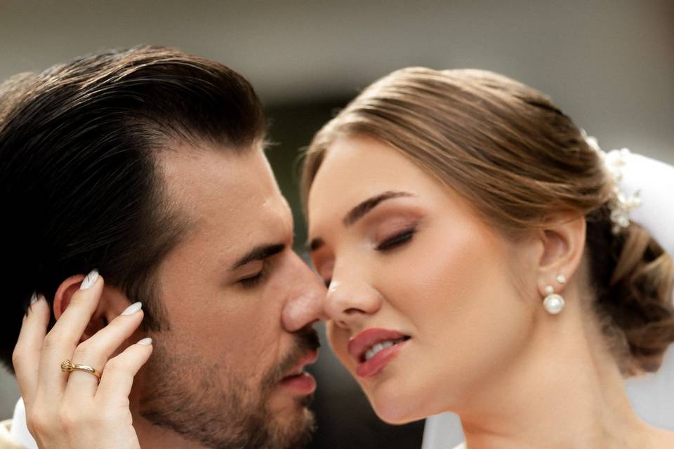 Noivos romanticos