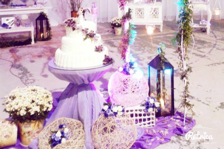 Casamento lilas e branco