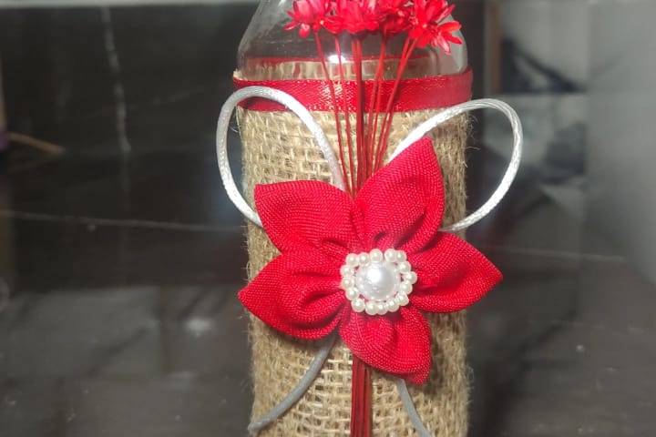 KIT com 10 garrafas decoradas.