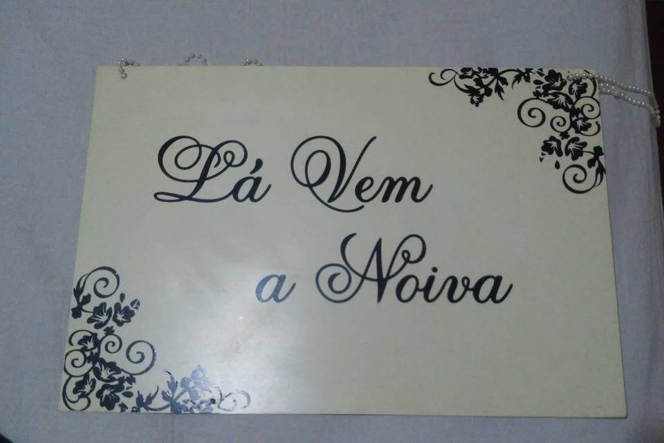 La vem a noiva