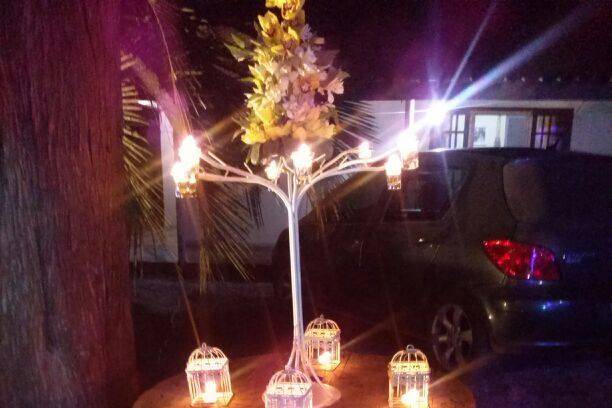 Gaiolinhas com velas