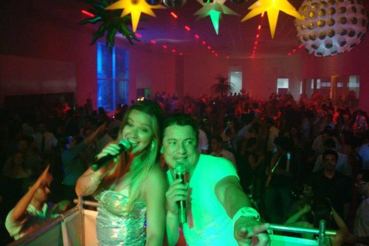 Vocal Karina e Luis