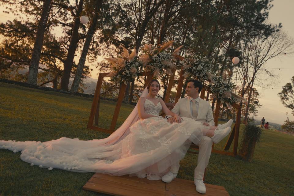 Victor & Victória - Frames