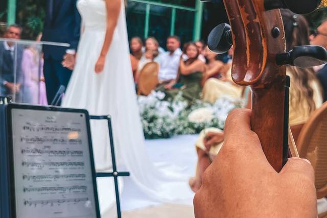Noivos no altar