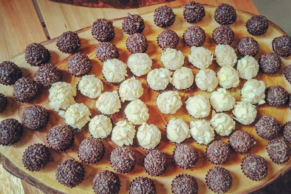 Brigadeiros Finos