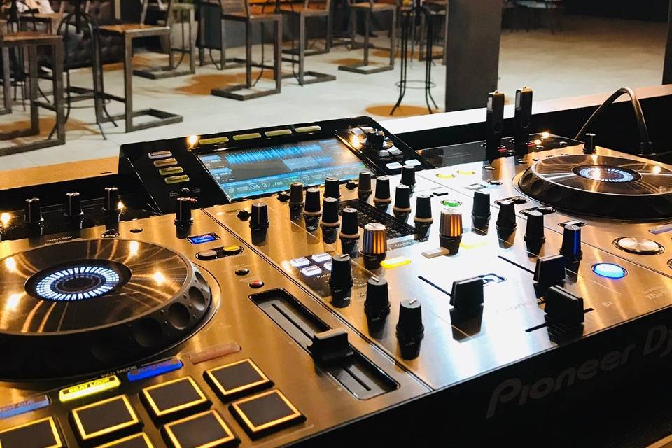 DJ Paulo Braga