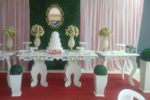 Decoração para mesa do bolo