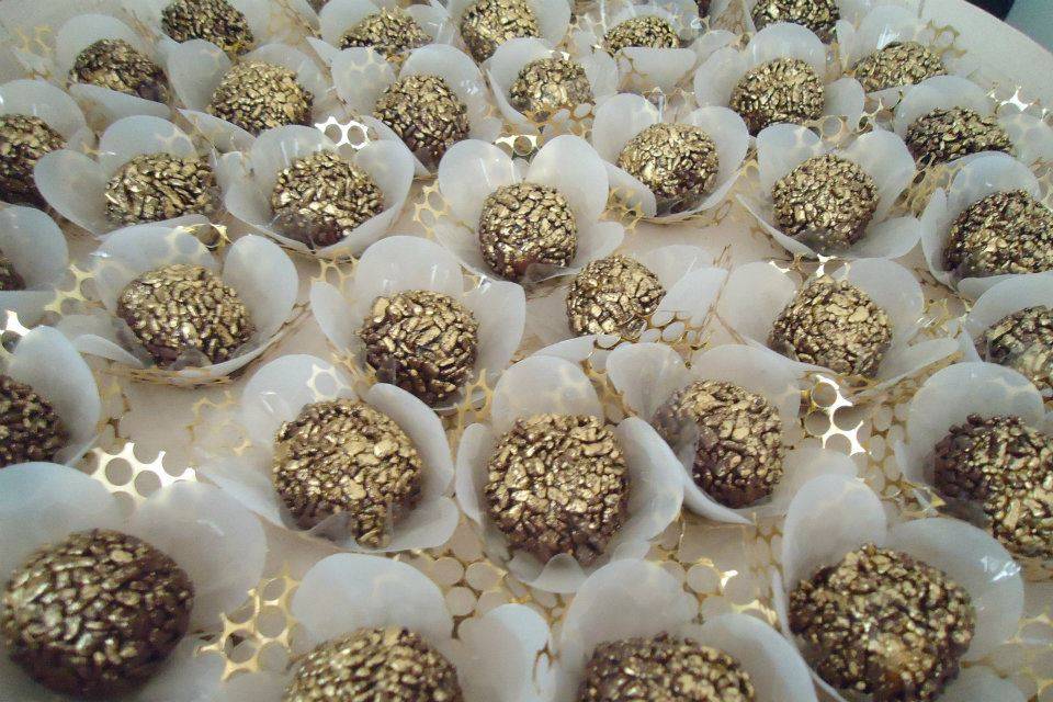 Brigadeiro dourado