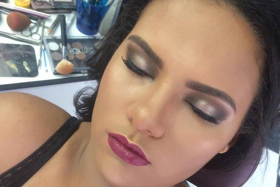 Lih Inojosa Makeup