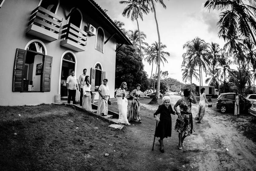 Deixando a Igreja