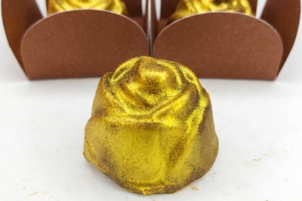 Flor Dourada ao Leite