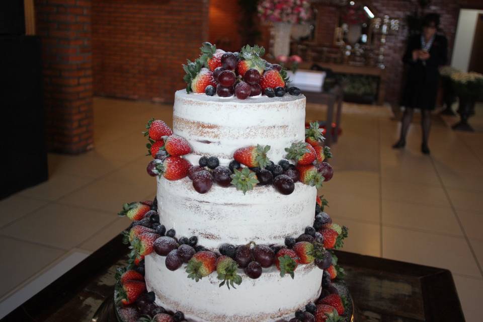 Nakedcake Espatulado e Frutas