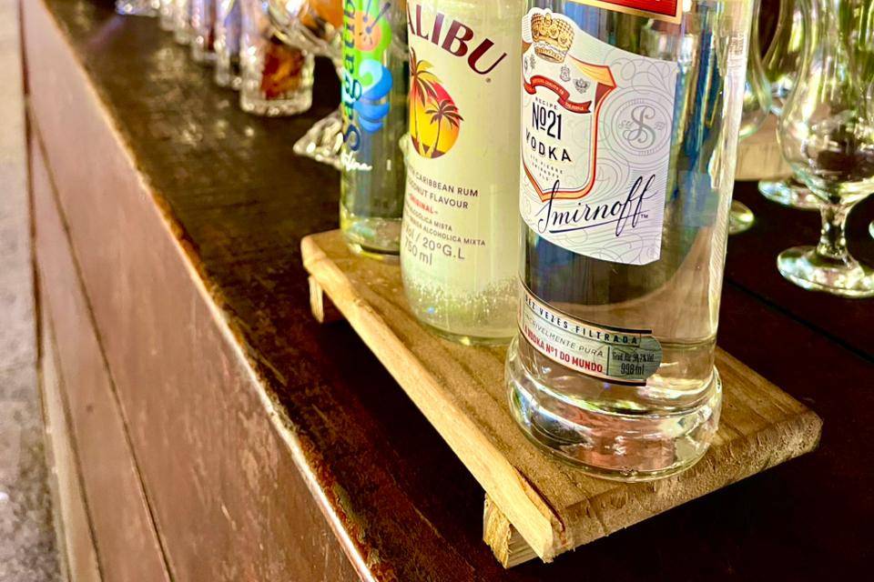 Bar Montado