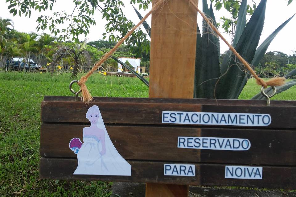 Placa estacionamento noiva