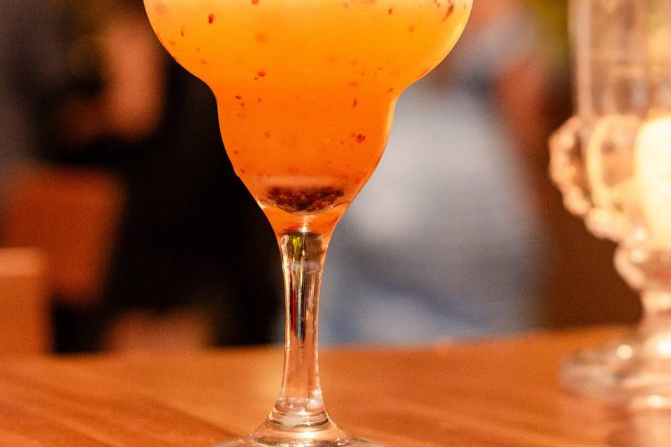 Drinks autorais e clássicos
