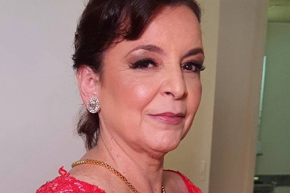 Mãe de noiva