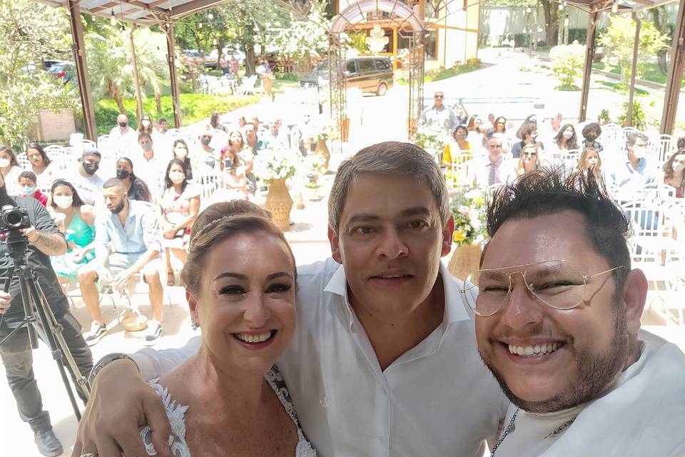 Casamento com alegria e fé