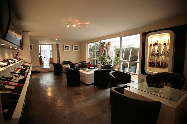 Show room