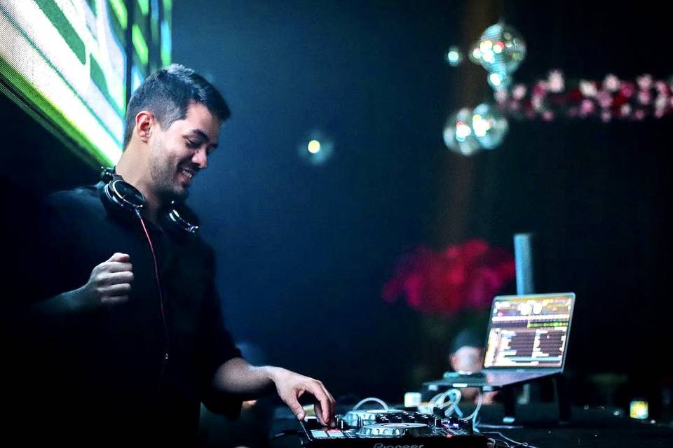 DJ Bruno Roriz