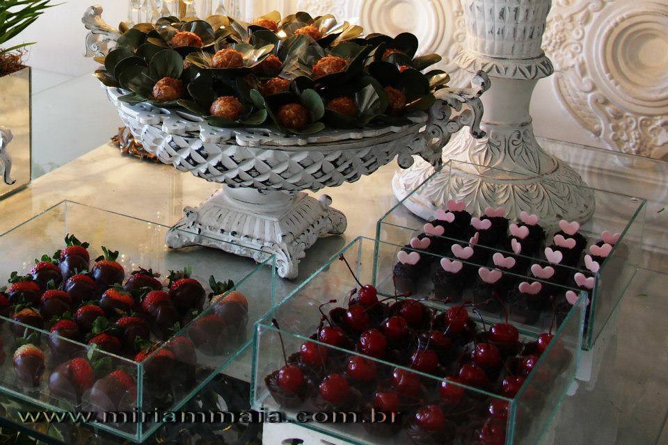 Mesa doces variados