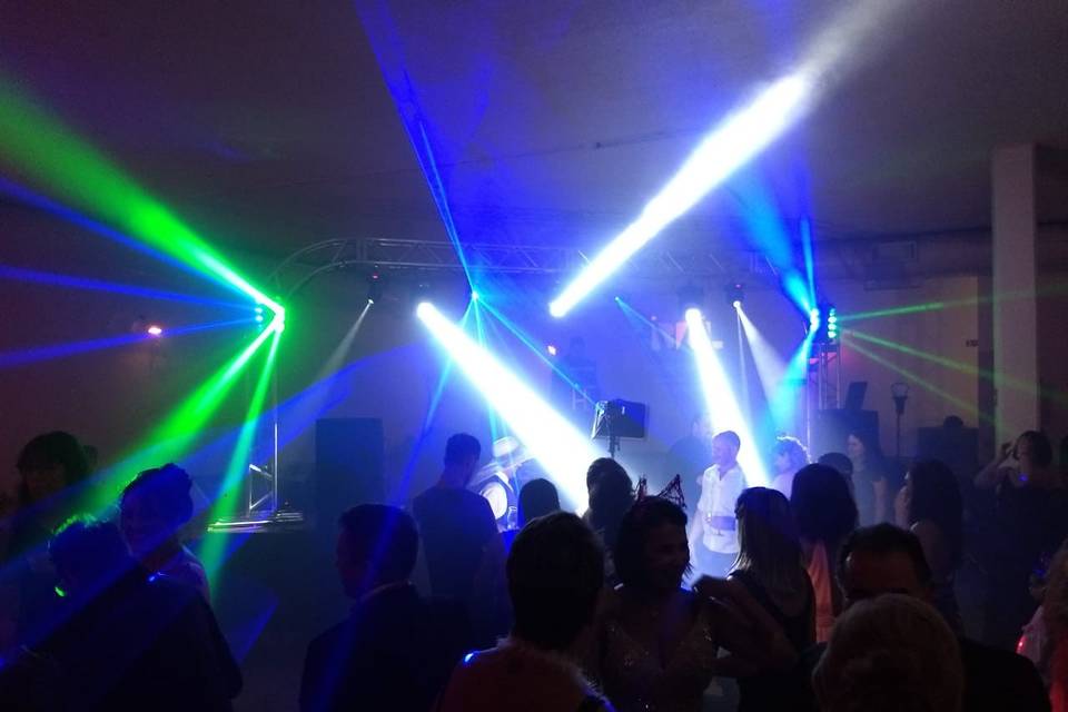 DJ + Iluminação