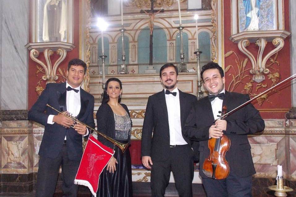 Música para cerimônia.