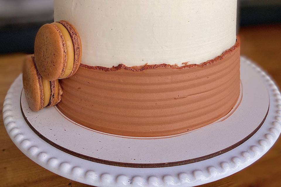 Bolo com macarons