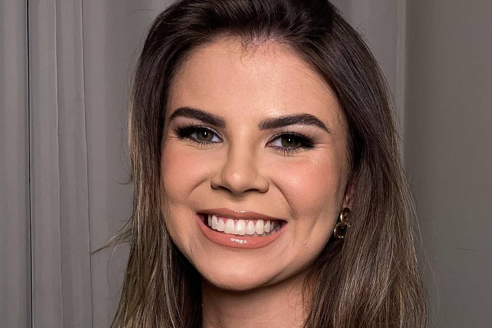 Amanda Caroline Maquiadora