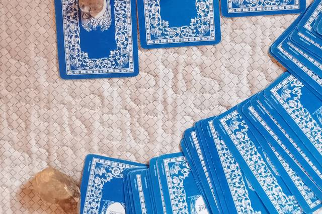 Baralho cigano/ Tarot / tarô