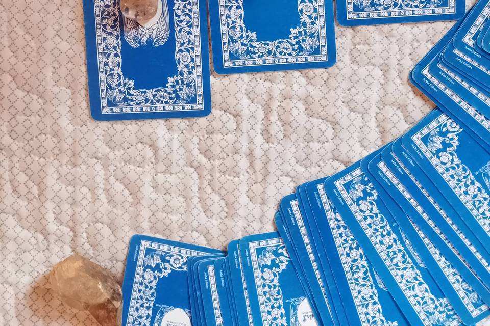 Baralho cigano/ Tarot / tarô