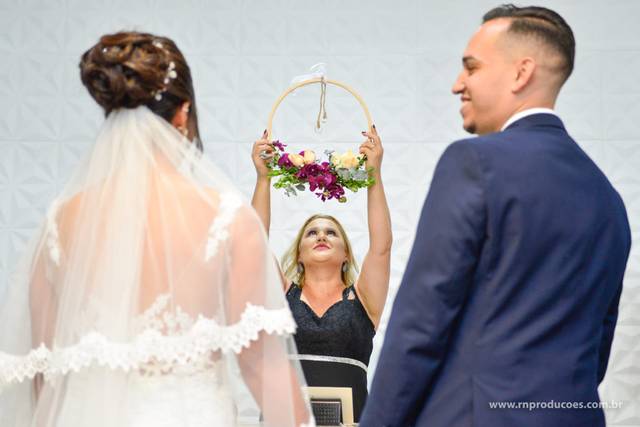 Religioso com efeito civil