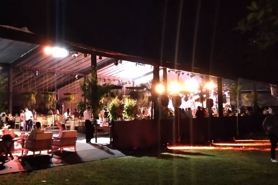 Tenda duas águas